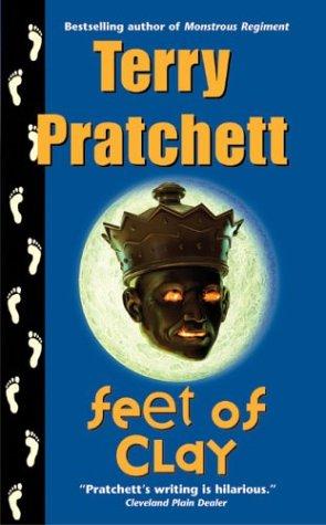 Terry Pratchett: Feet of Clay (Paperback, 1997, HarperTorch, HarperPrism)