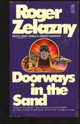 Roger Zelazny: Doorways in the Sand (Paperback, 1977, Avon Books)